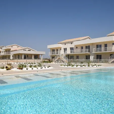 1 Bedroom Lovely In アパート